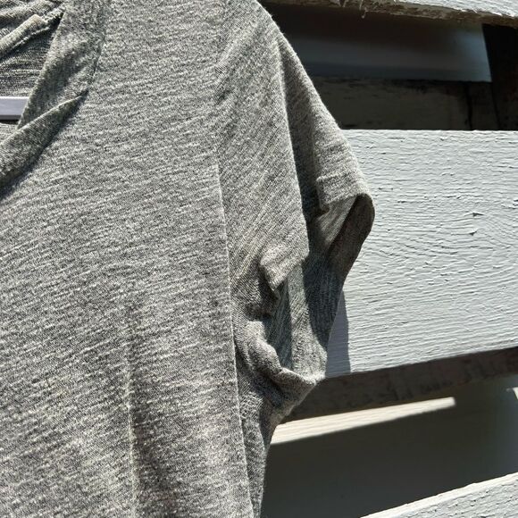 Bow Detail LOFT Tee - Picture 3 of 7